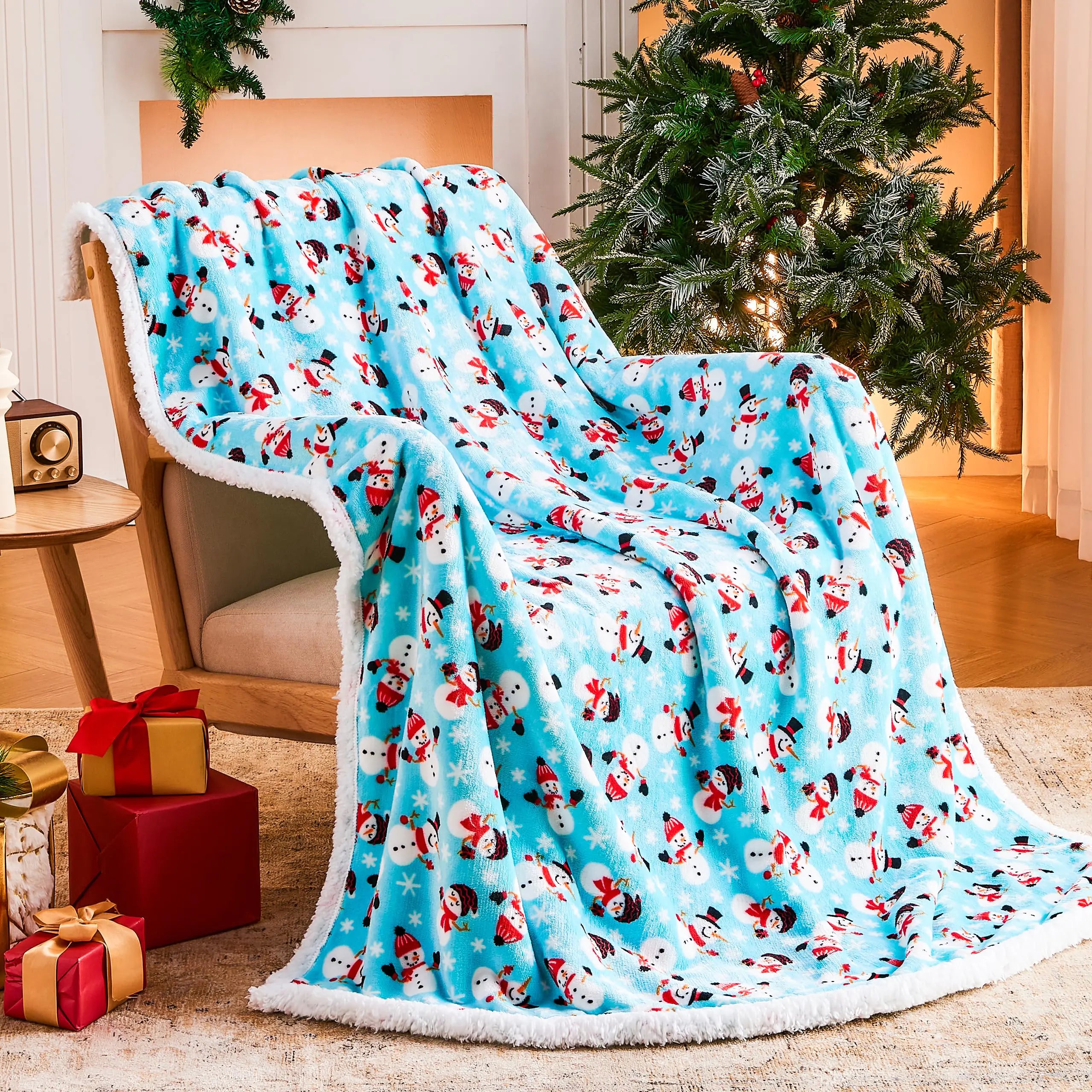 Ramees Christmas Throw Blanket Christmas Decorations Blankets and Throws Fuzzy Cozy Soft Warm Fleece Sherpa Winter Holiday Blanket for Bed Couch Sofa Reindeer Snowflakes